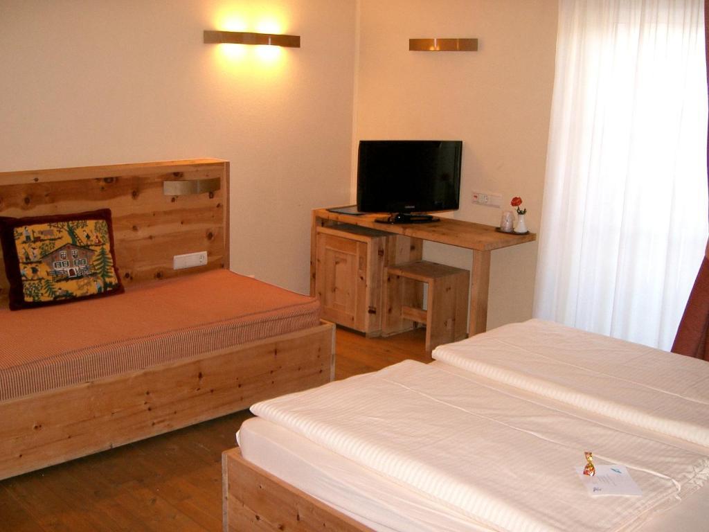 Hotel Tyrol-Alpenhof Seefeld in Tirol Rom bilde