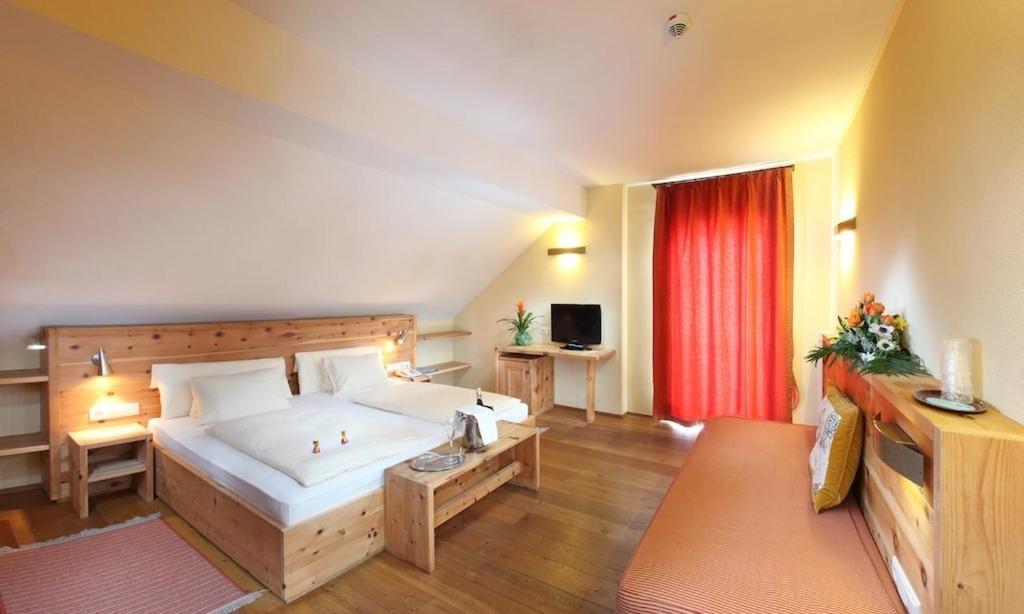 Hotel Tyrol-Alpenhof Seefeld in Tirol Rom bilde