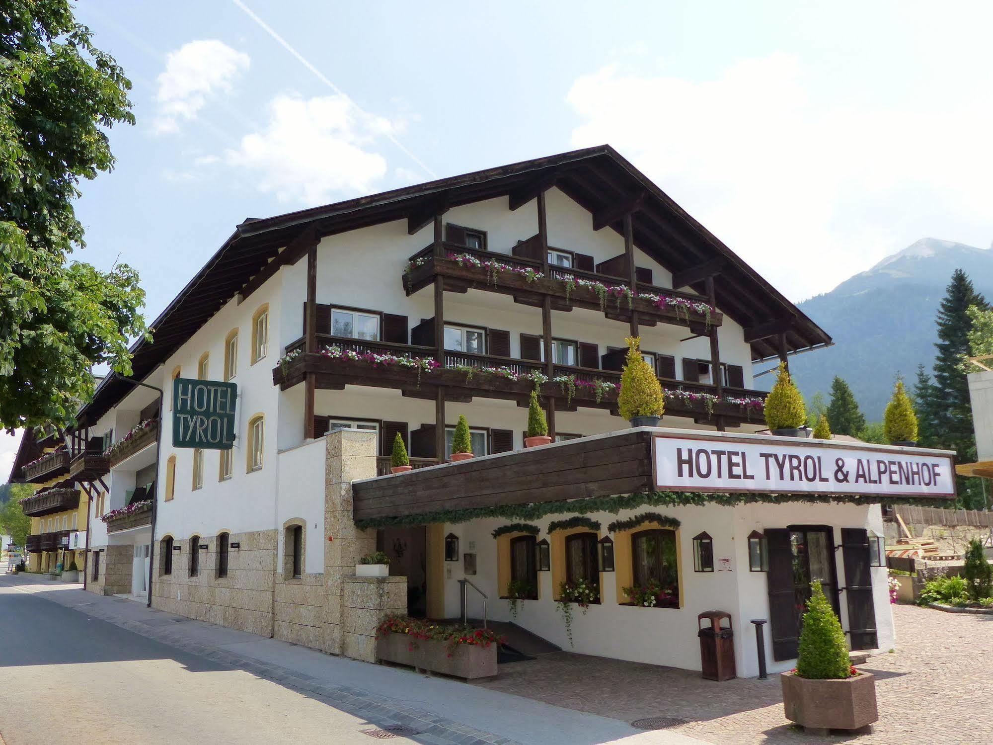 Hotel Tyrol-Alpenhof Seefeld in Tirol Eksteriør bilde