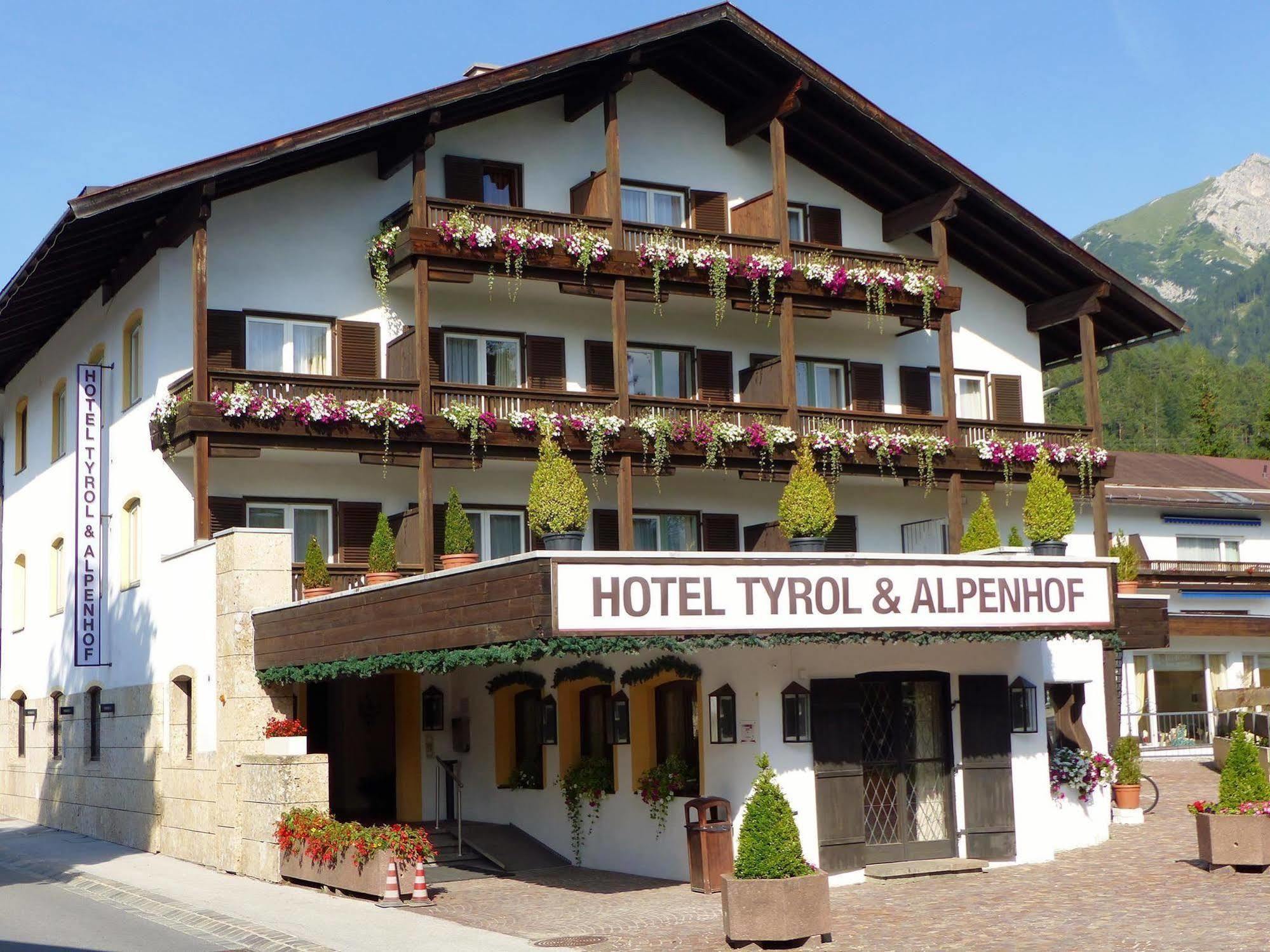 Hotel Tyrol-Alpenhof Seefeld in Tirol Eksteriør bilde
